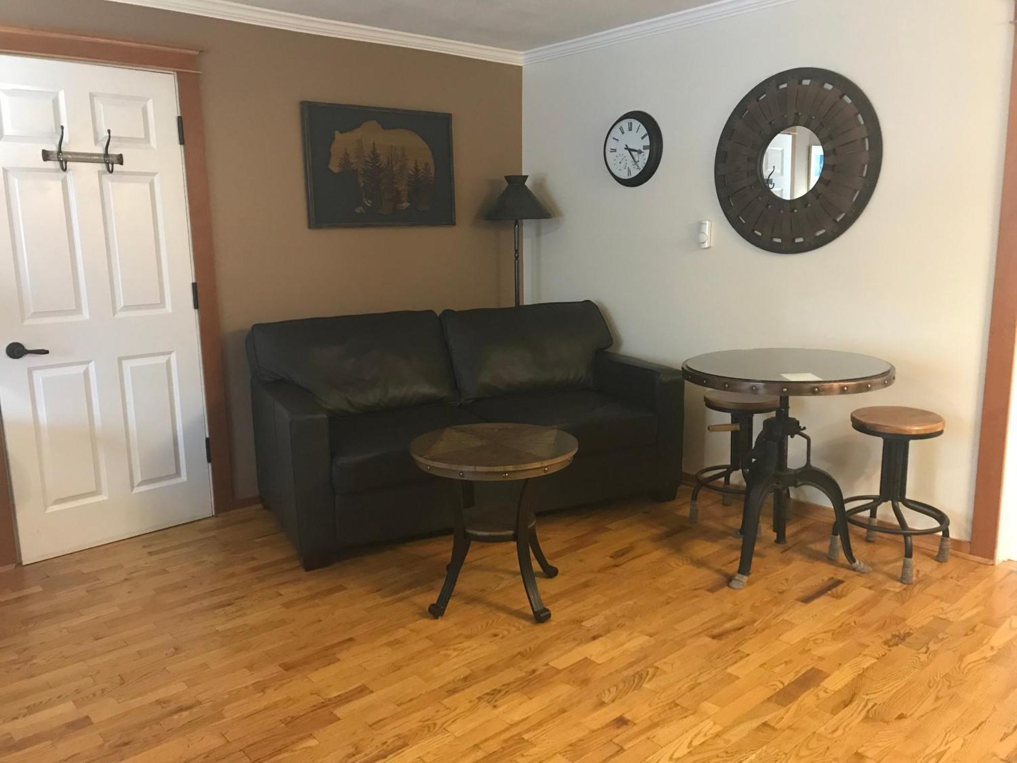 Canadian Rockies - Adults Only 4* Field
